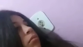 Adolescente Brasileira No Periscope Em Vídeo De 60 Fps De Alta Qualidade