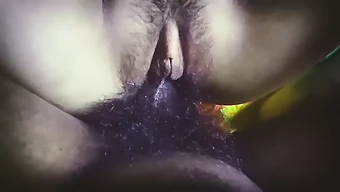 Cunnilingus And Facesitting For A Hardcore Orgasm