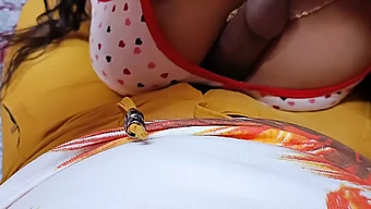 Indian Housewife Sonali Bhabhi'S Sexual Escapades In Homemade Videos