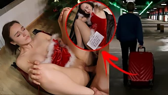 Amateur Cowgirl Rides And Blowjobs In A Nude Santa-Themed Video