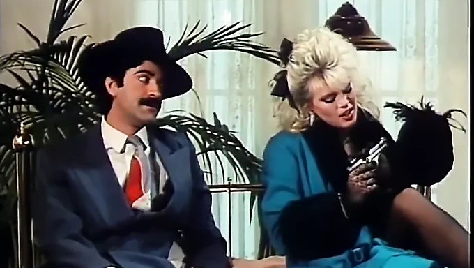 Vintage zevki: Joey Silvera ve Regine Bardot'un vahşi seks filmi