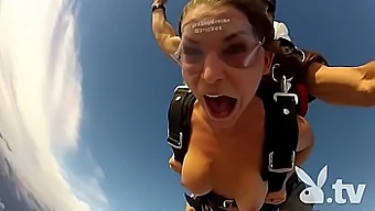 Medlemmer Kun Skydiving Eventyr Med Playboy Tagget Hd-Video På Txxx.Com