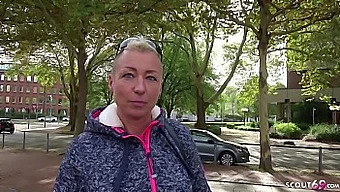 Milf Matură Mandy Este Futută Pe Față Și Facializată Într-Un Videoclip Porno German