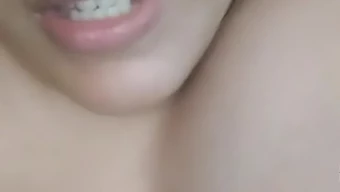 Live Indonesian Cam Show With 60 Fps Quality