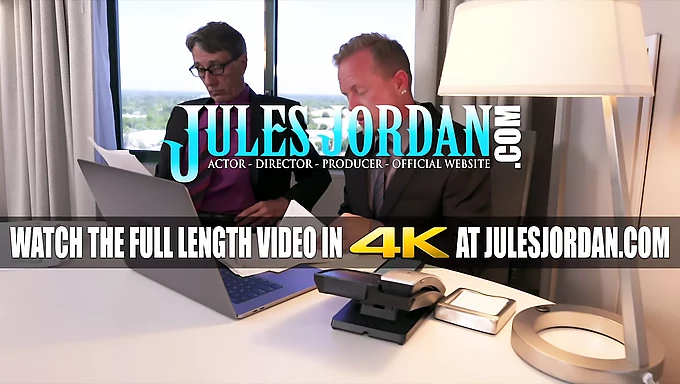 Jules Jordan in Vina Sky - Dva moška zadovoljujeta želje majhne drobcene