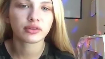 Blondi viettelijätär periscope pikkuhousut